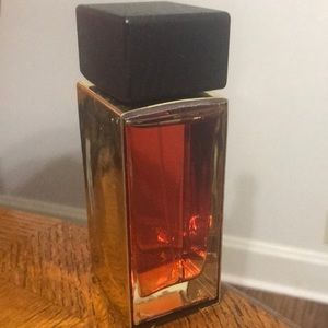 Donna Karan Gold women’s perfume